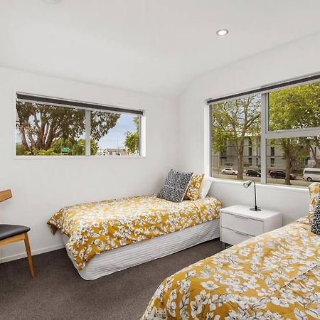 Convenient Urban Townhouse 2 Carparks Available Leilighet Christchurch Eksteriør bilde