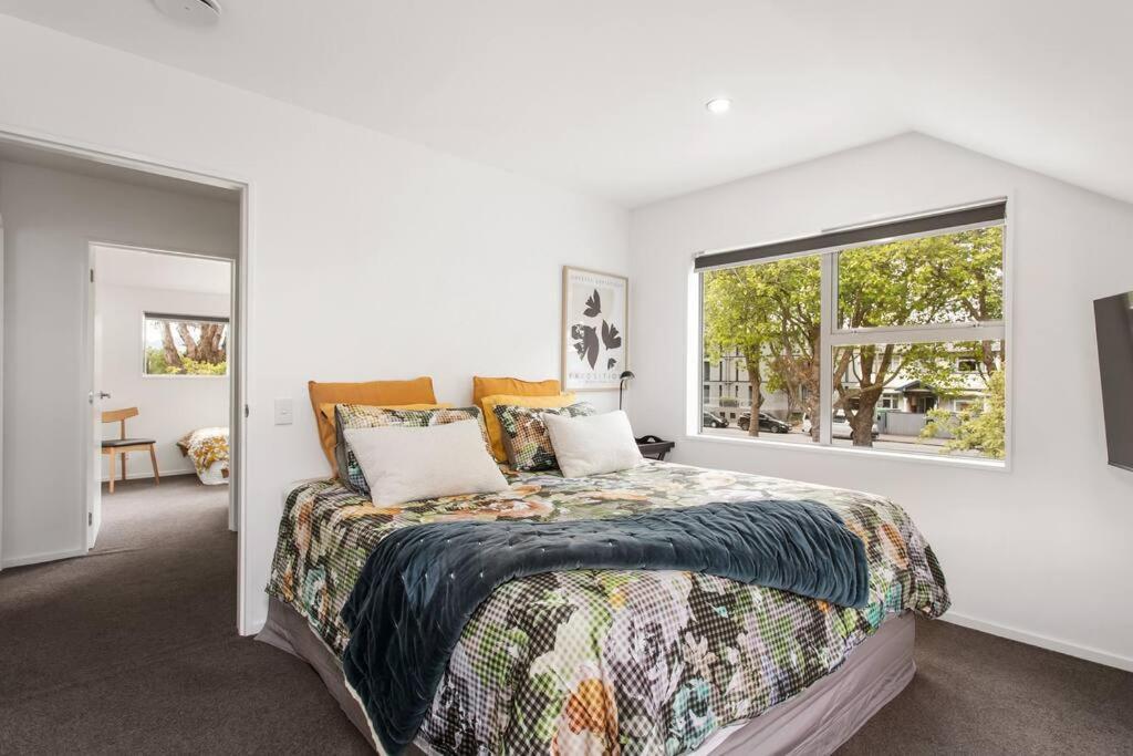 Convenient Urban Townhouse 2 Carparks Available Leilighet Christchurch Eksteriør bilde