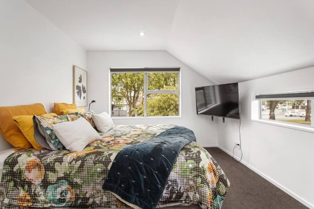 Convenient Urban Townhouse 2 Carparks Available Leilighet Christchurch Eksteriør bilde